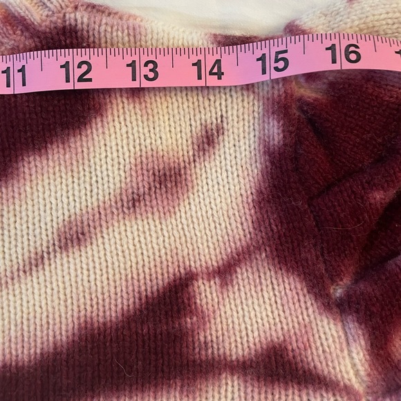 NWOT Generation Love Tyrell Tie Dye Burgundy/Cream Sweater w/ puff sleeve - SZ L - Picture 10 of 16